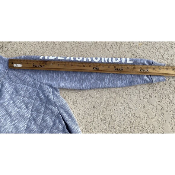 Abercrombie Kids Gray Pullover Hoodie Sweatshirt Quilted Cotton Blend 11/12 Boys - Picture 6 of 11